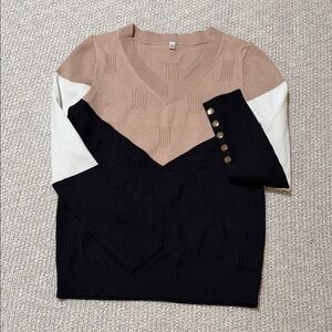 V-Neck Colorblock Button-Sleeve Sweater - Black / Tan / White